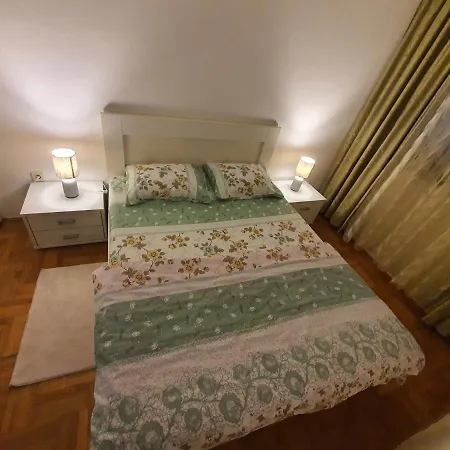Comfort One Bedroom Apartman